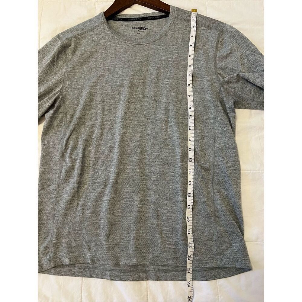 SAUCONY MENS T-Shirt - Picture 10 of 13